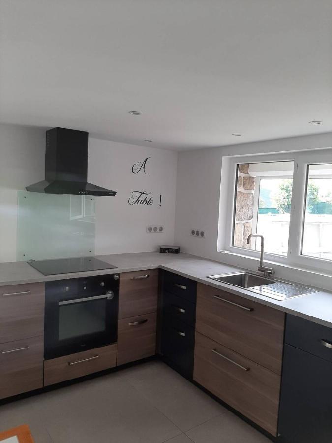 Appartement Climatise Au Calme En Provence П'єррфе-дю-Вар Екстер'єр фото