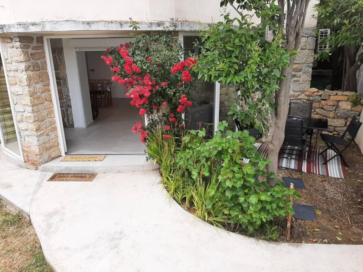 Appartement Climatise Au Calme En Provence П'єррфе-дю-Вар Екстер'єр фото
